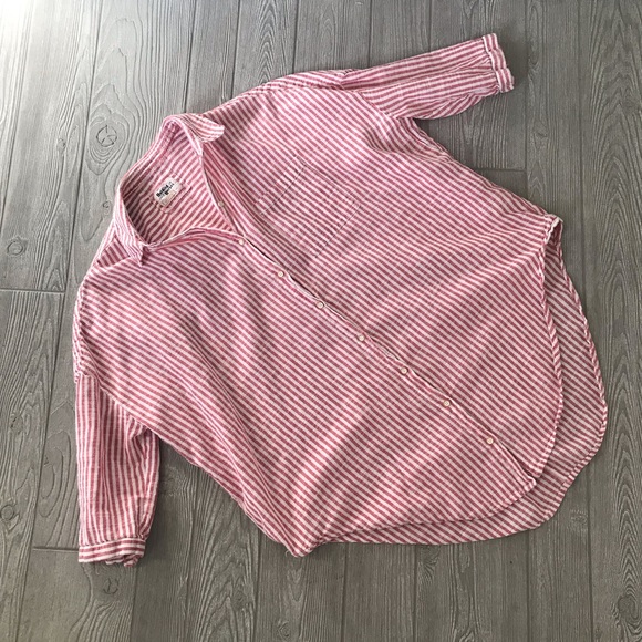 HOLDING HORSES Oversized Relaxed Fit Red and White Stripped Button Down Top - Picture 8 of 10